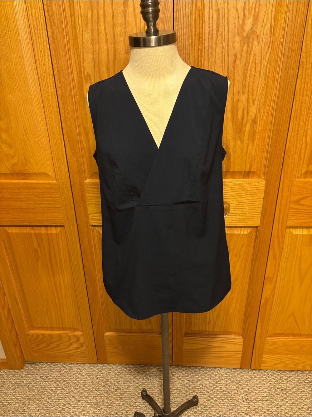 Banana Republic Navy Sleeveless V-Neck Shell